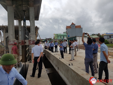 Hệ thống thủy lực đóng mở cửa phẳng tại Nam Định