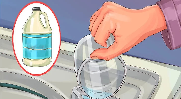3 cách tẩy vết mốc, thâm kim trên quần áo 5