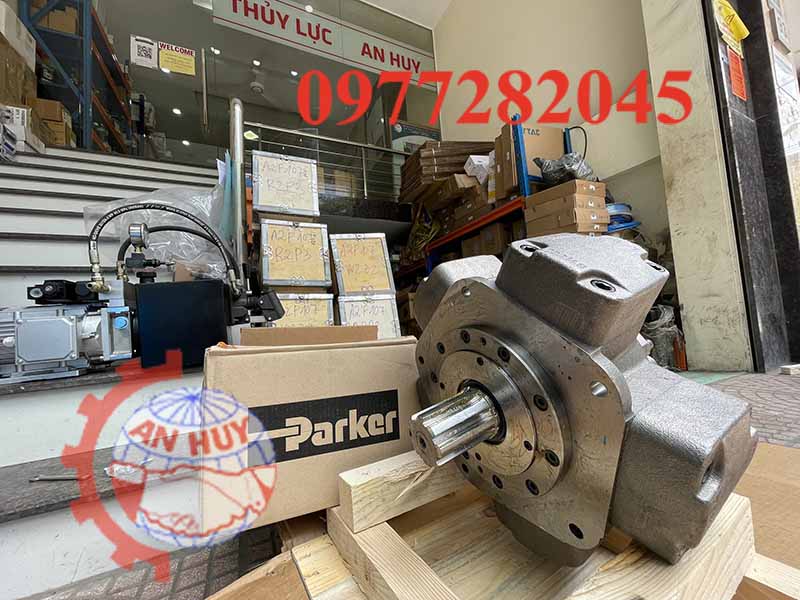 motor-thuy-luc-5-sao-MR450E-N1N1F1N1N-hang-parker