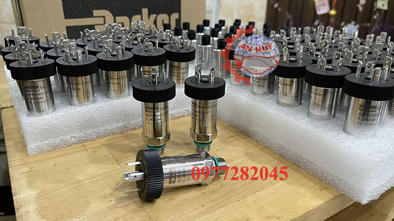 cam-bien-ap-suat-scp03-400-24-06-parker