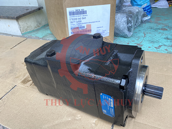 Bơm thuỷ lực cho cảng biển 1