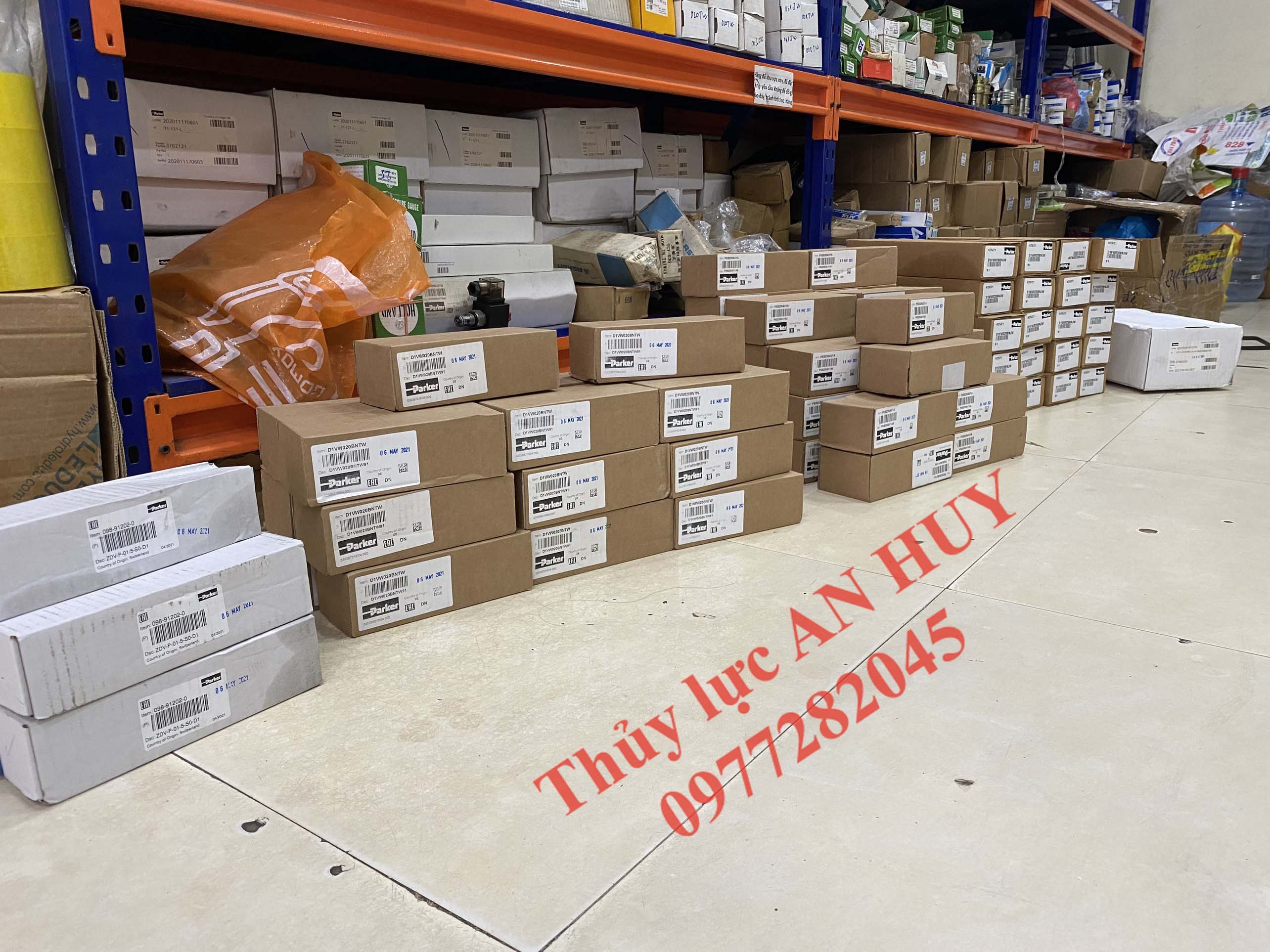 van-parker-D3W004CNJWXG562