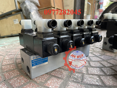 Van điều khiển điện AH-D1VW001CNYWXG562 Parker