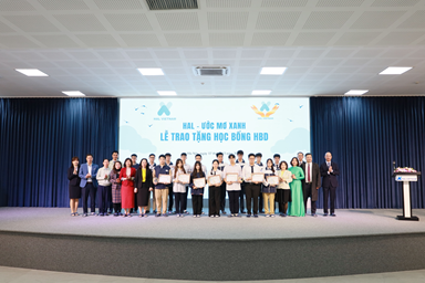 HAL VIỆT NAM TRAO HỌC BỔNG HBD 2025 – THẮP SÁNG TƯƠNG LAI, GIEO MẦM ƯỚC MƠ XANH